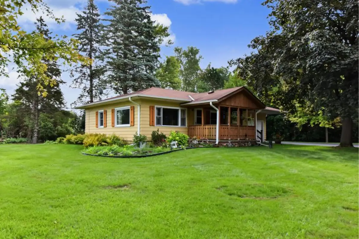 W188N9690 Orchard Dr, Germantown, WI 53022 - #1