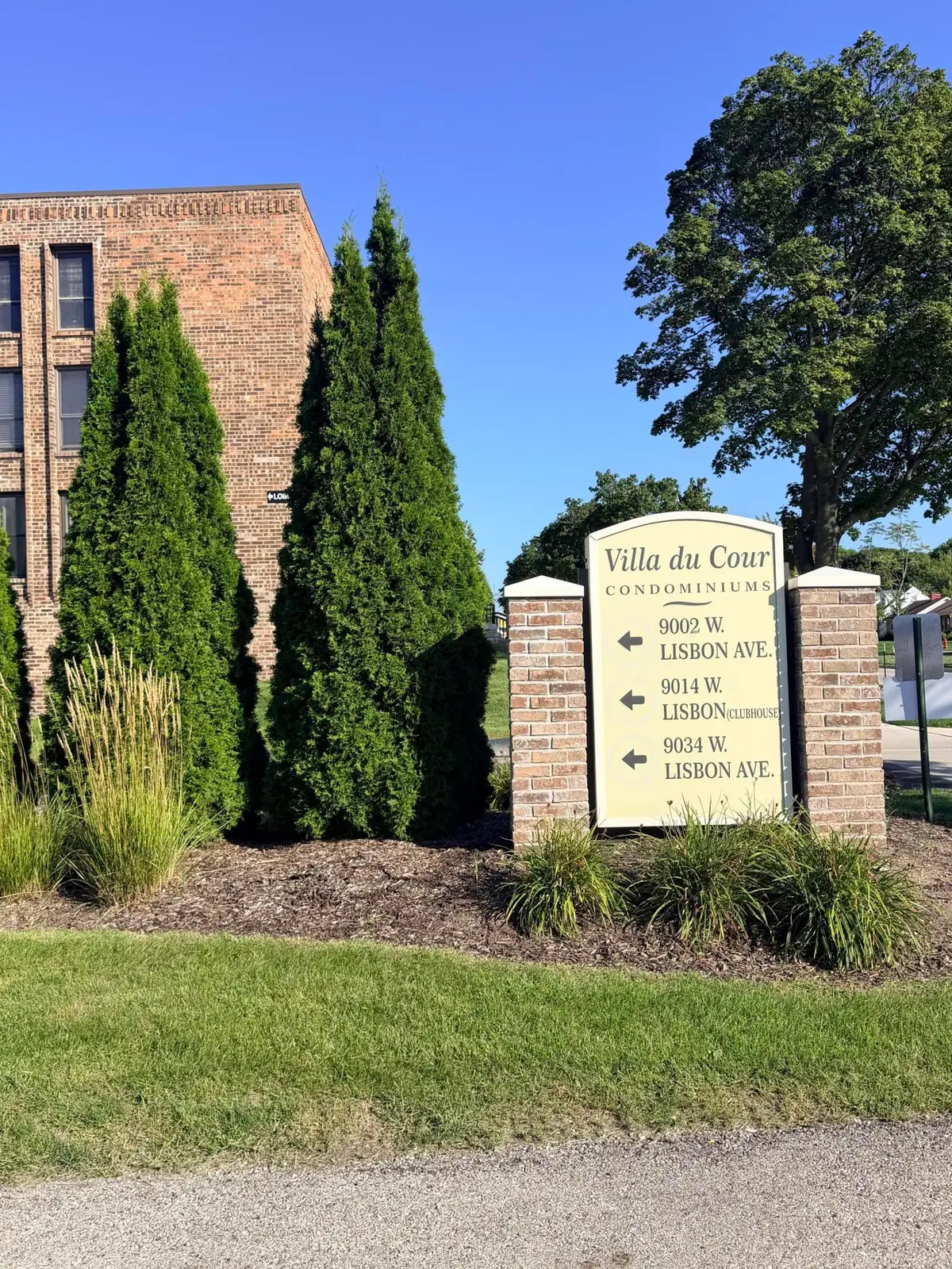 9002 W Lisbon Ave, Milwaukee, WI 53222 - #1