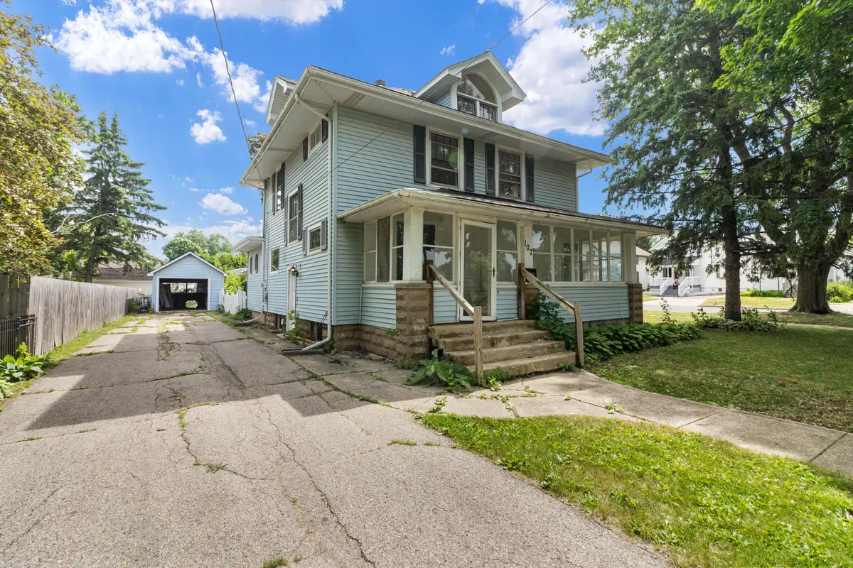 107 N Harrison St, Delavan, WI 53115 - #1