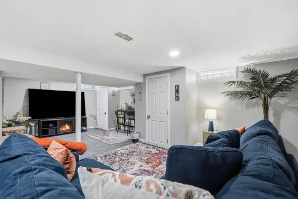 5800 W Vienna Ave, Milwaukee, WI 53216