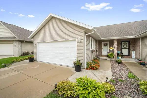 103 Concord Pl, Watertown, WI 53094