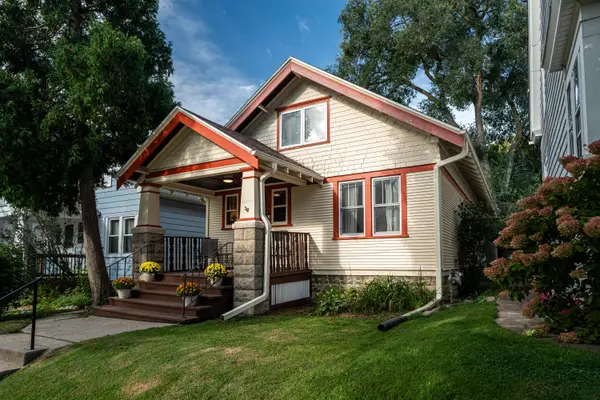 2967 S Herman St, Milwaukee, WI 53207
