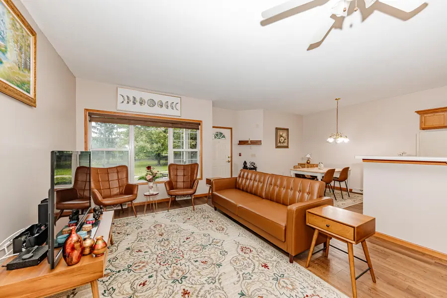 11200 W Gilbert Ave, Wauwatosa, WI 53226 - #2