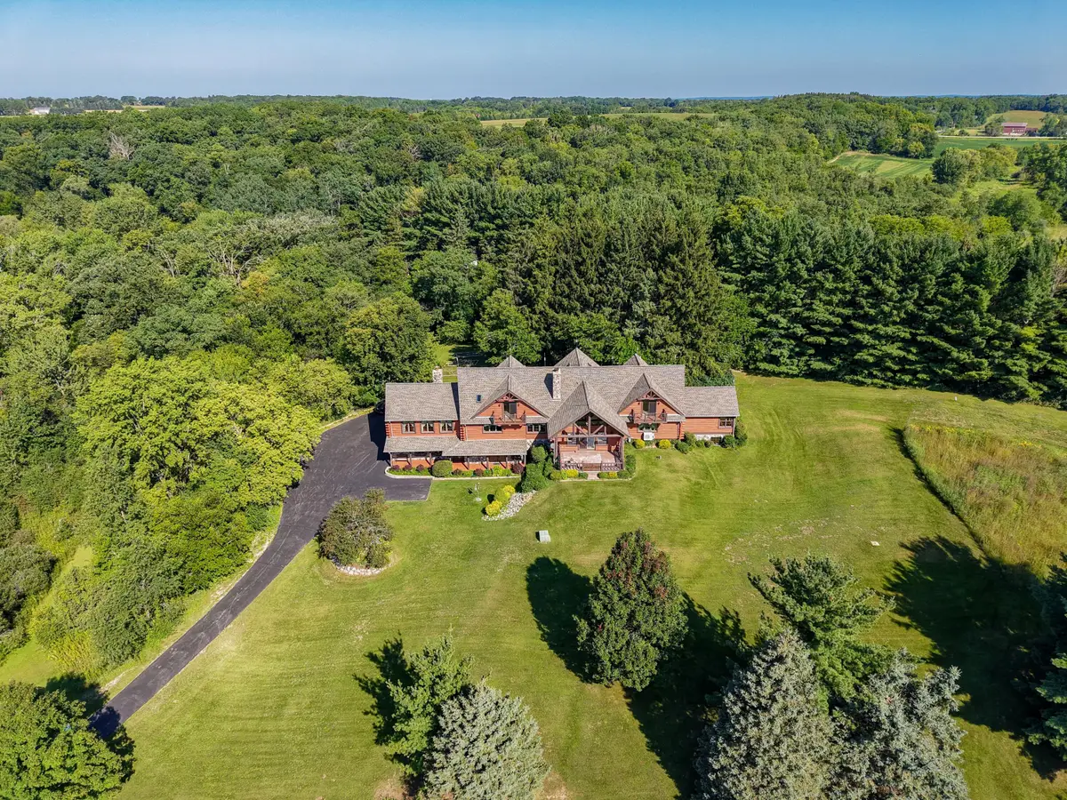 W714 Valley View Rd, Spring Prairie, WI 53105 - #1