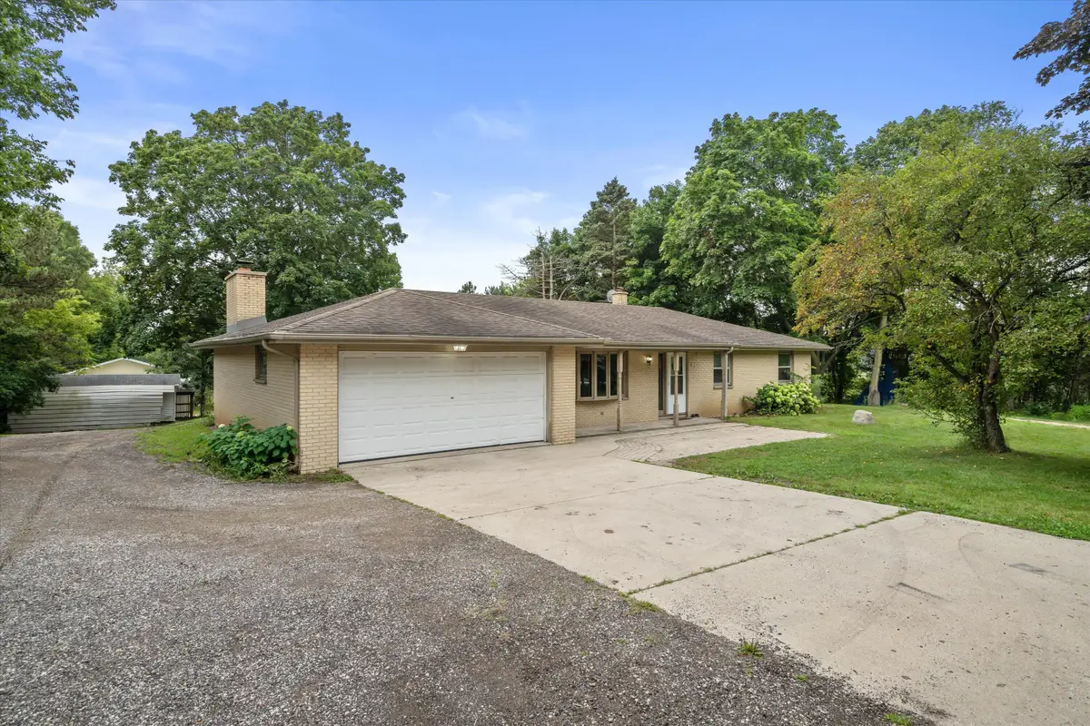 1525 County Highway A, Farmington, WI 53090 - #1