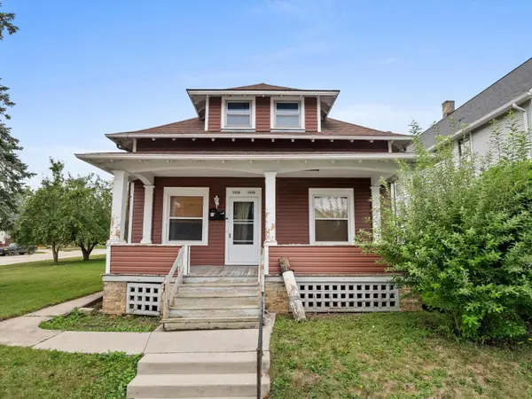 1228 S 17th St, Sheboygan, WI 53081