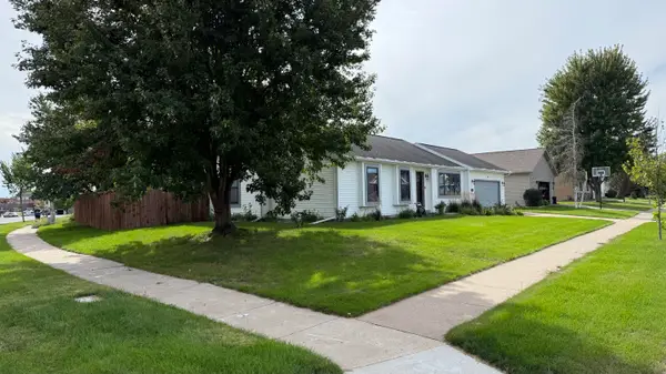 748 Elizabeth Ln, Onalaska, WI 54650