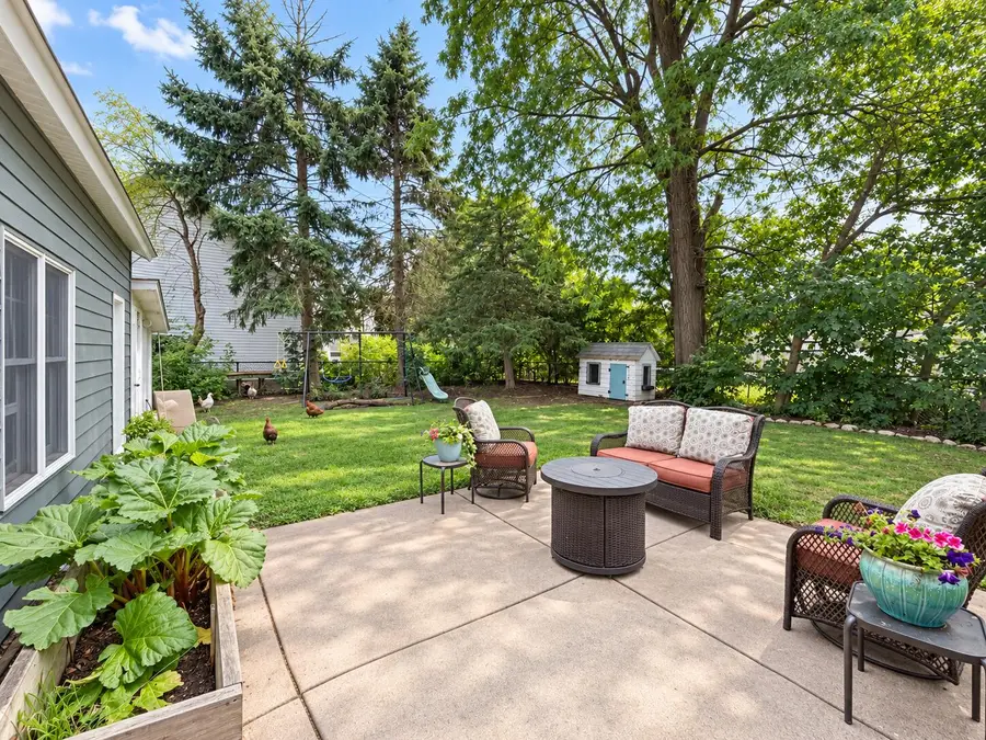 414 Dacota St, Winona, MN 55987 - #3