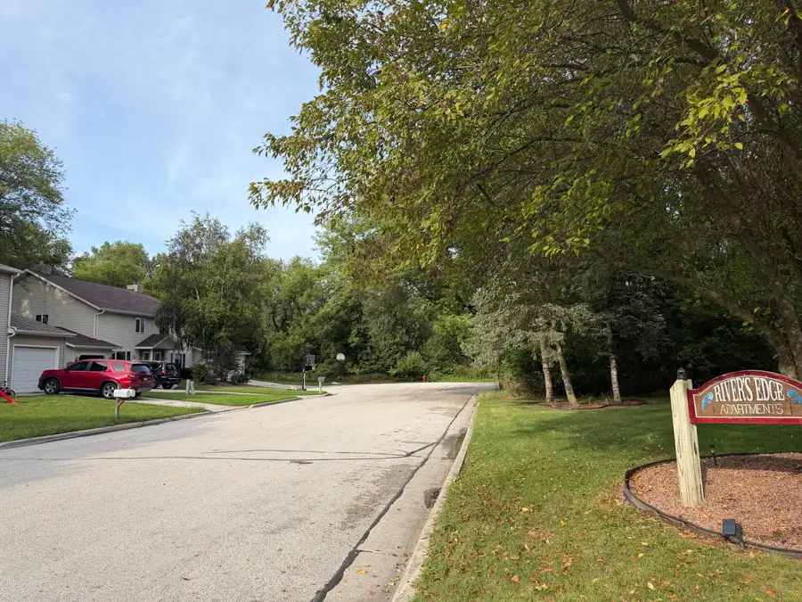 103 Evens Ct, Sheboygan Falls, WI 53085 - #3