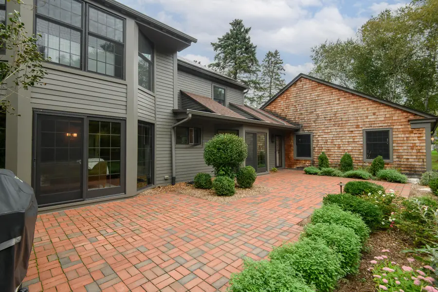 15025 Westover Rd, Elm Grove, WI 53122 - #3