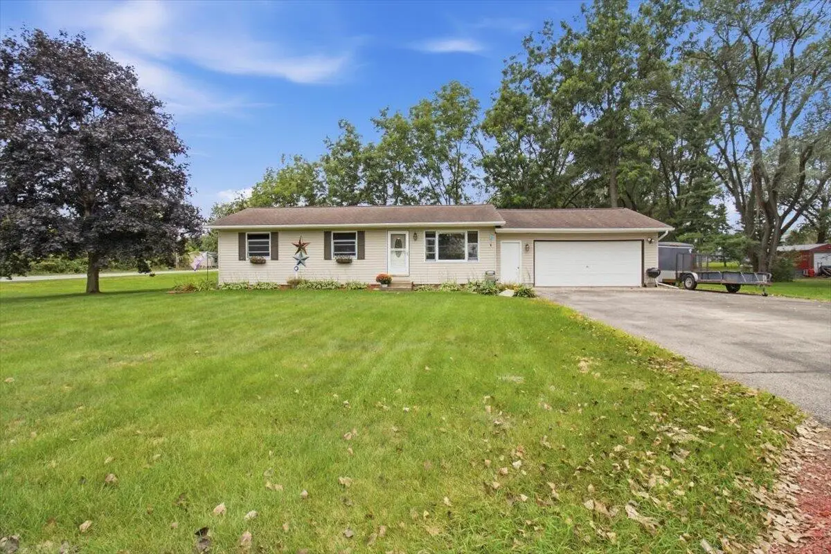W8307 Homestead Pl, Onalaska, WI 54650 - #1