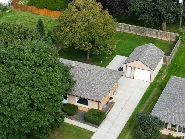 3709 6th Ave, South Milwaukee, WI 53172