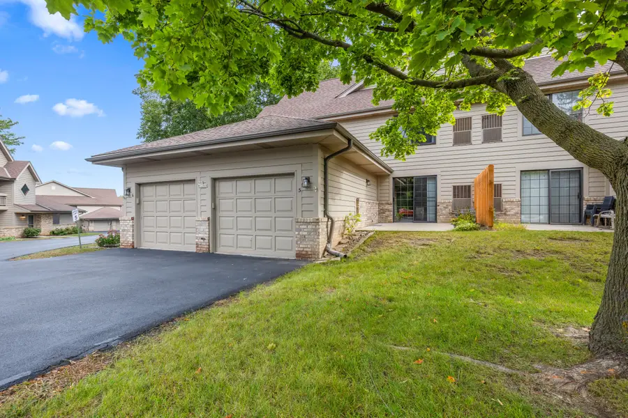 N80W12900 Fond Du Lac Ave, Menomonee Falls, WI 53051 - #2