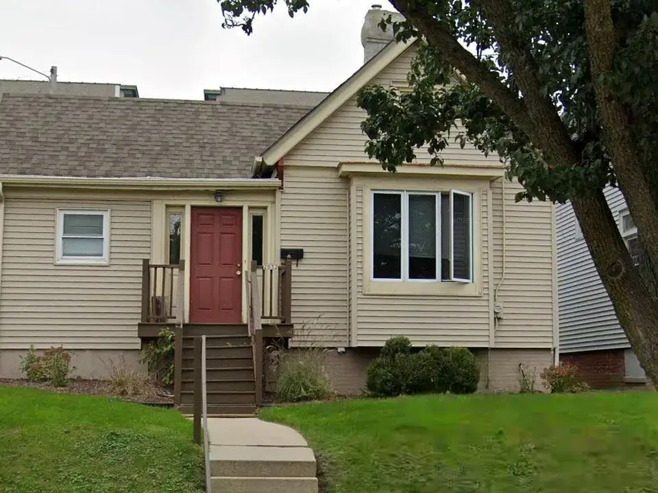 2032 W Michigan St, Milwaukee, WI 53233 - #1