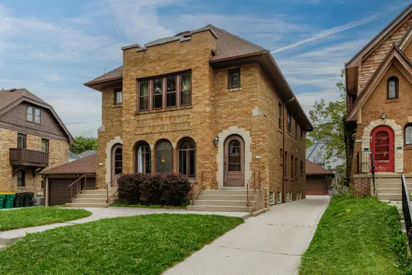 1606 E Newton Ave, Shorewood, WI 53211