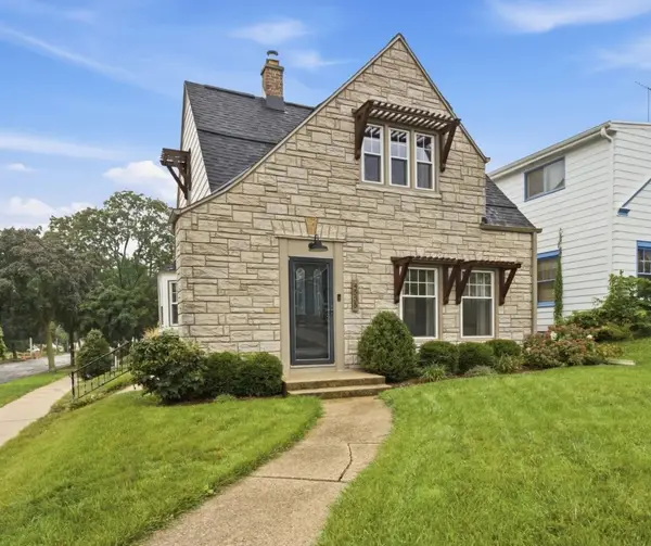 4535 S Griffin Ave, Milwaukee, WI 53207