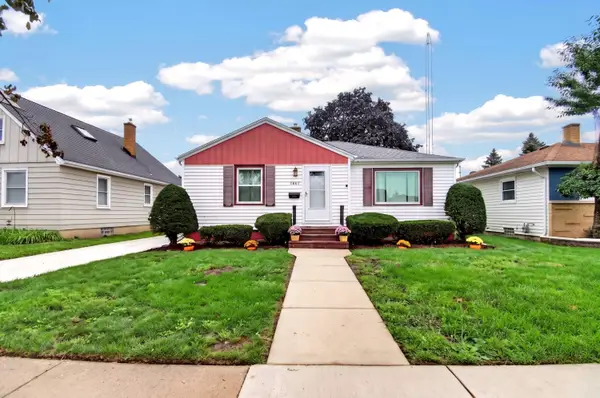 7807 35th Ave, Kenosha, WI 53142