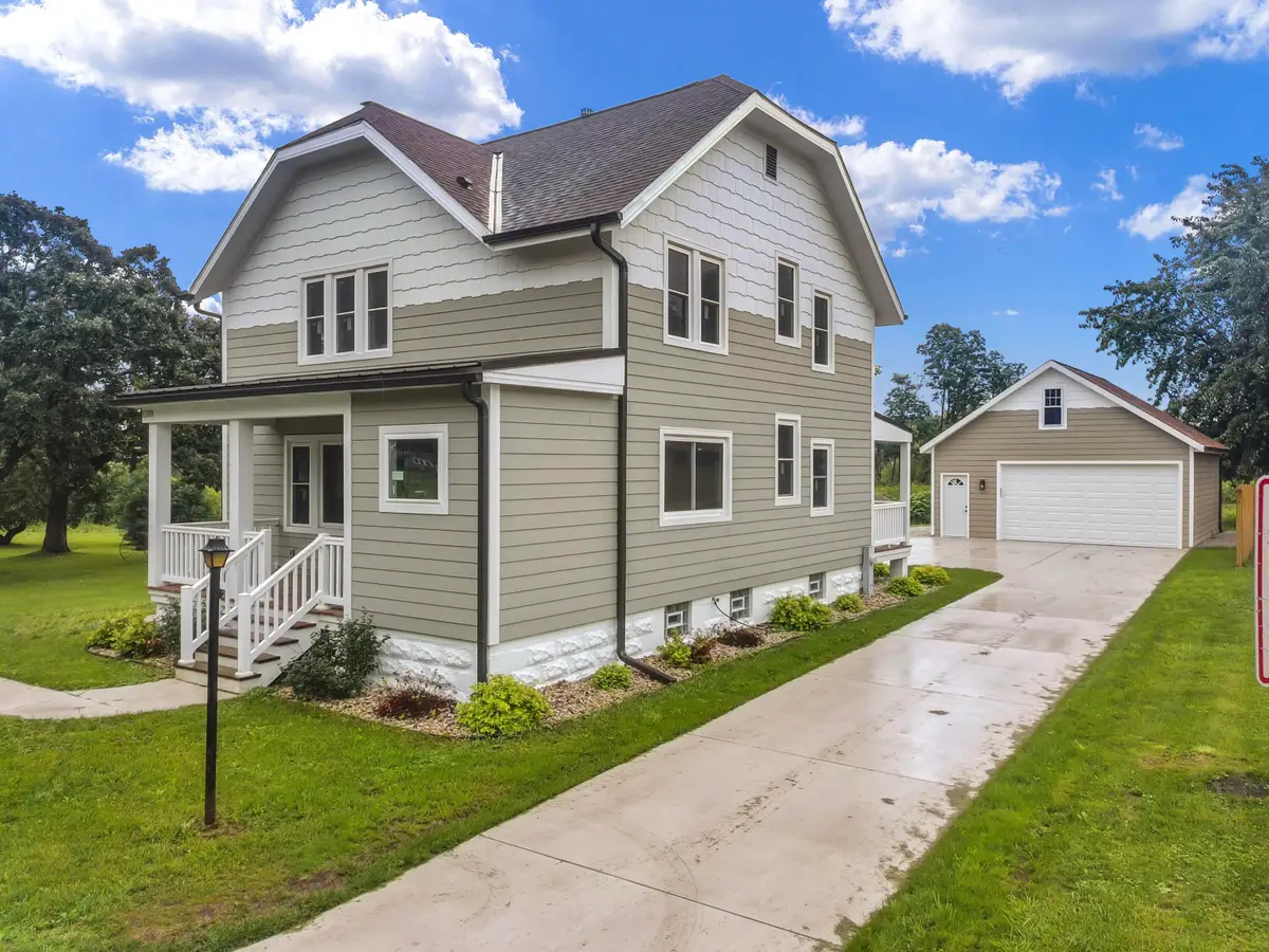 11507 W Church St, Franklin, WI 53132 - #1