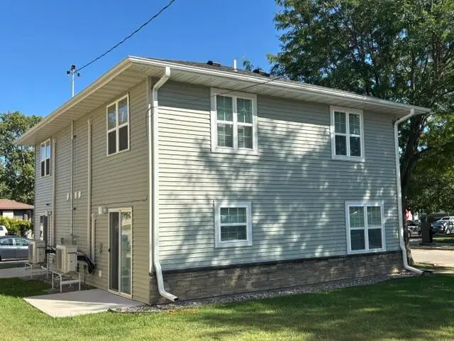 625 Wall St, La Crosse, WI 54603 - #3