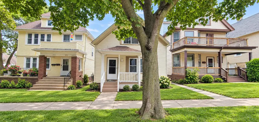 2563 S 8th St, Milwaukee, WI 53215 - #2