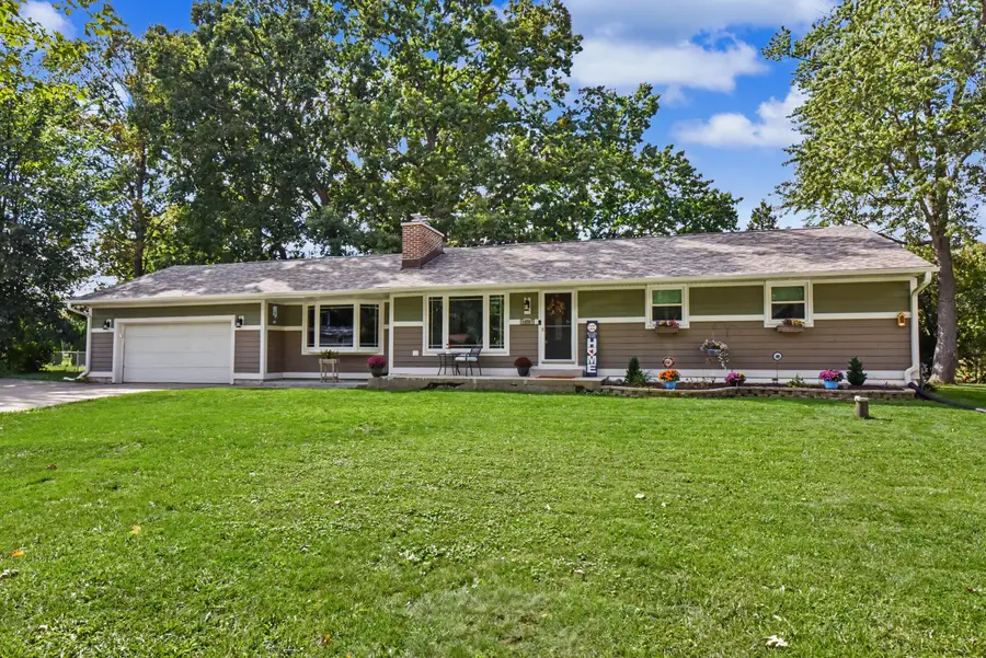 14707 W Gatewood Ct, New Berlin, WI 53151 - #3