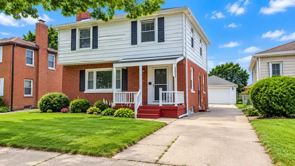2624 Mitchell St, Racine, WI 53403