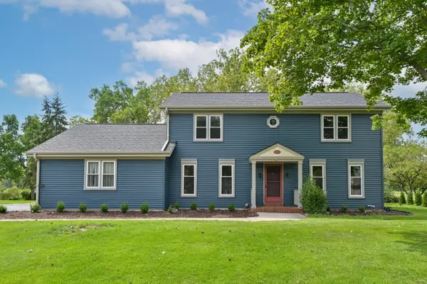 3665 Westwood Dr, Brookfield, WI 53005