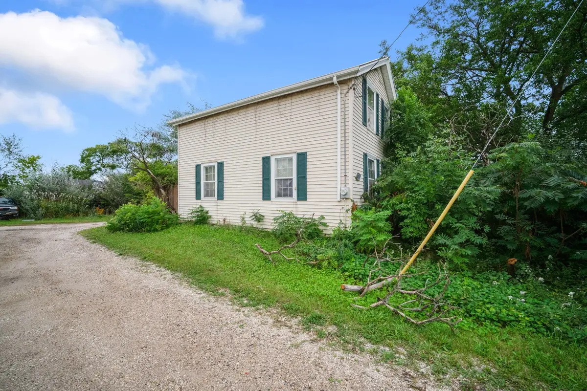 8738 W Fond Du Lac Ave, Milwaukee, WI 53225 - #1