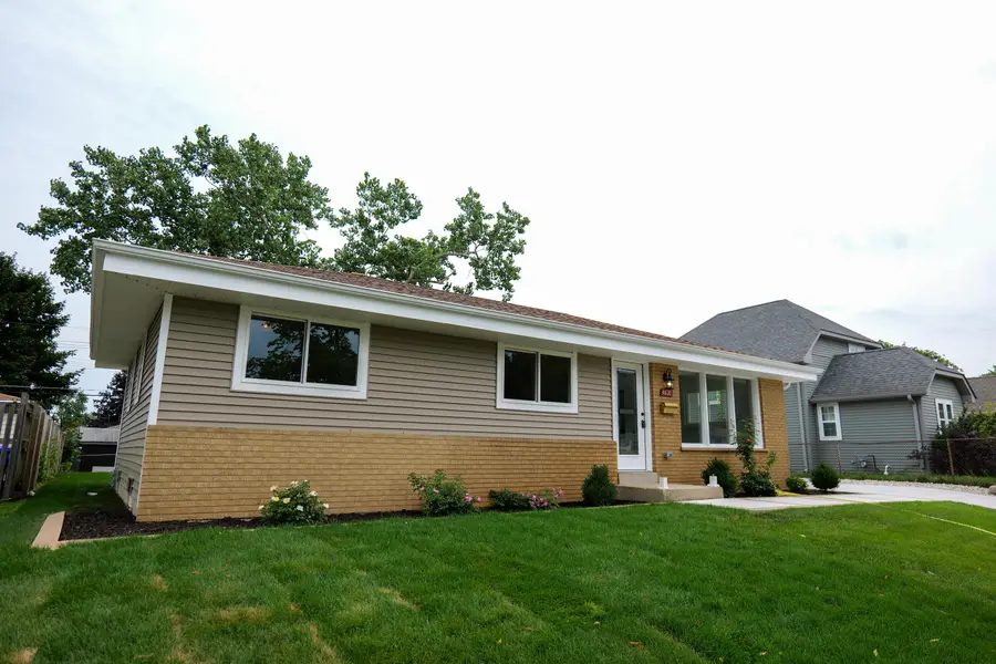 4621 39th Ave, Kenosha, WI 53144 - #2
