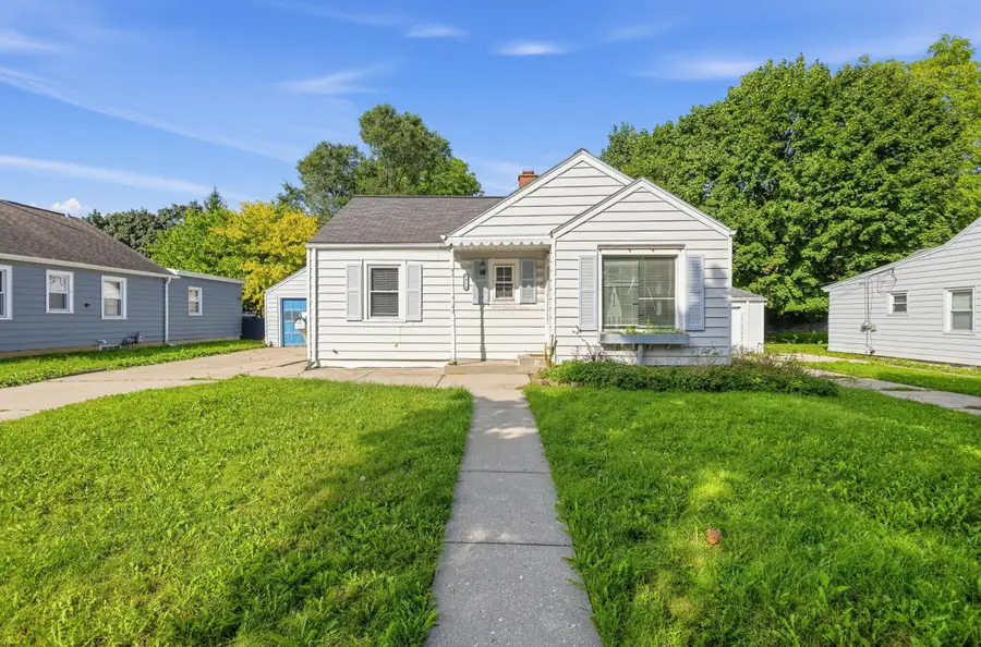 4913 N 74th St, Milwaukee, WI 53218 - #2