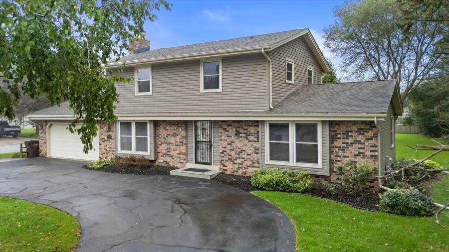 5211 Charles St, Caledonia, WI 53402 - #3