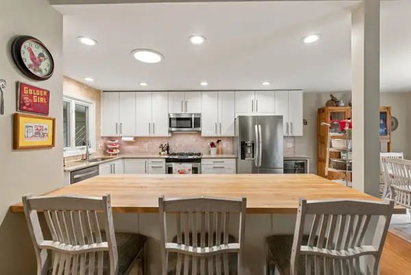 10305 N Adams Ct, Mequon, WI 53092