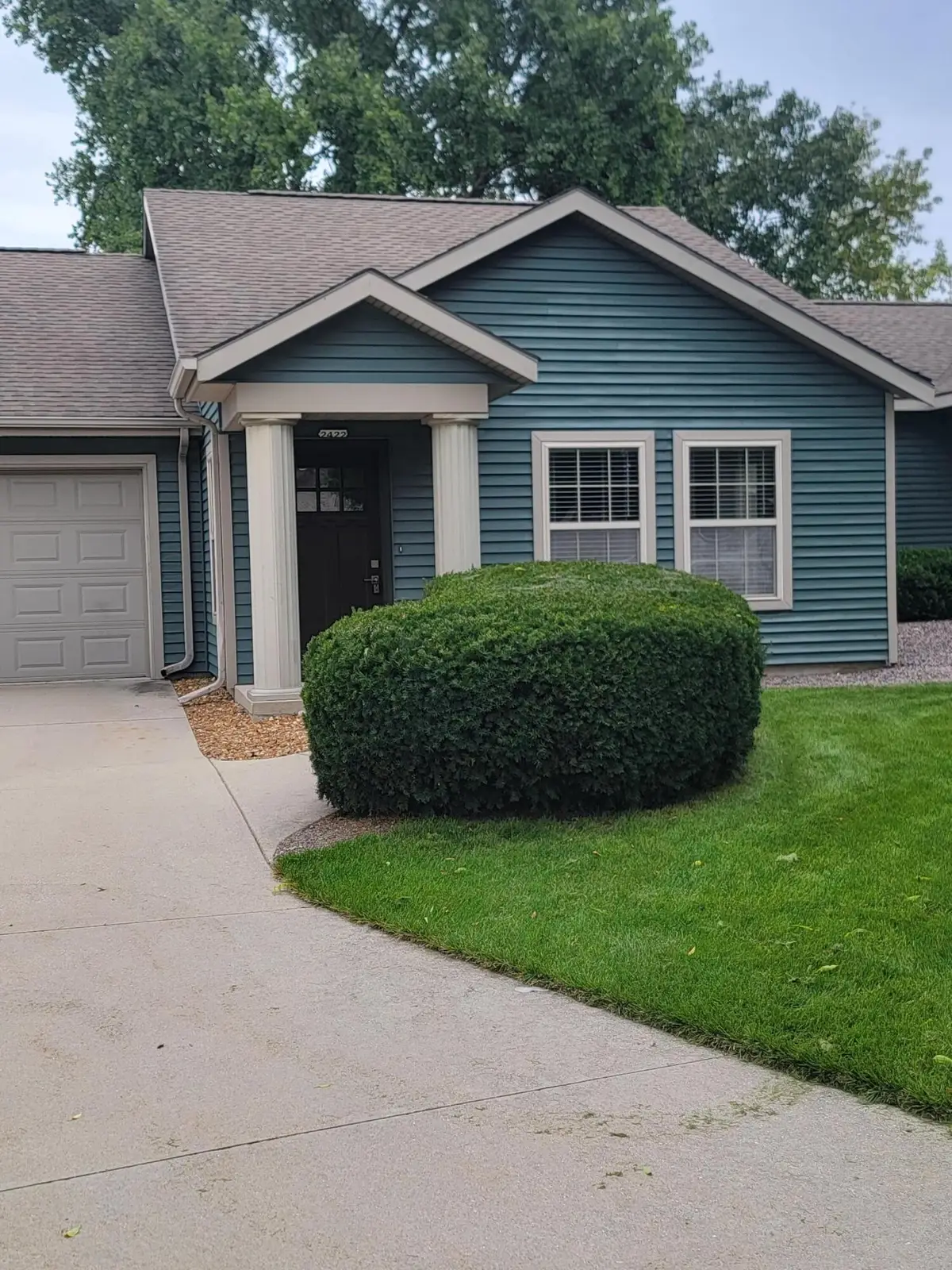 2422 Carmen Ave, Sheboygan, WI 53081 - #1