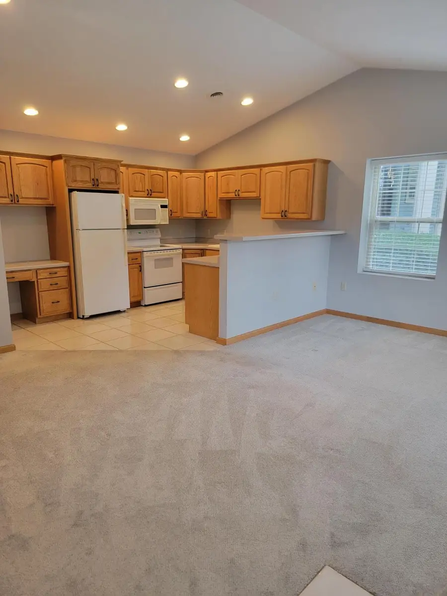 2422 Carmen Ave, Sheboygan, WI 53081 - #2