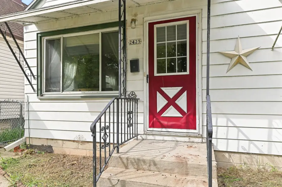 2425 S 63rd St, West Allis, WI 53219 - #3