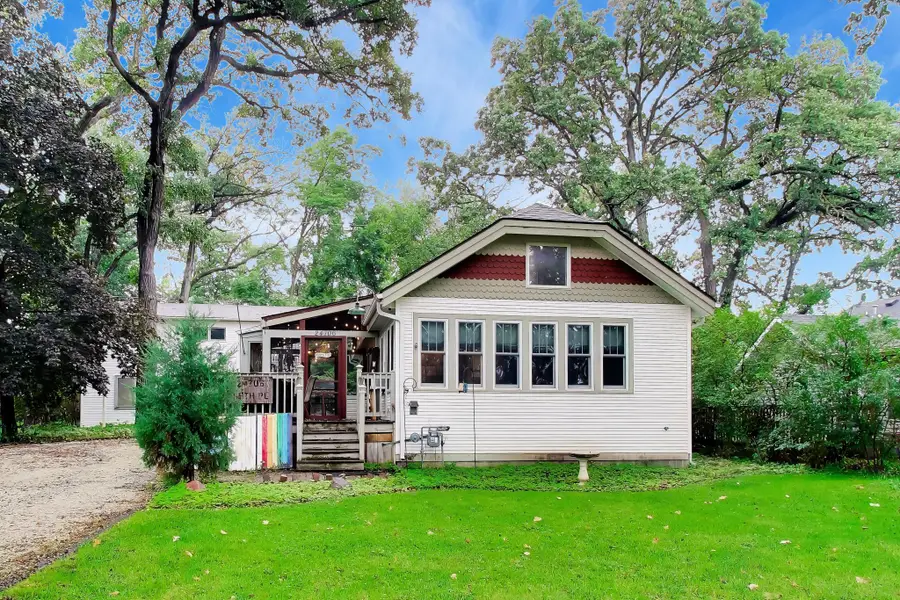 24706 69th Pl, Paddock Lake, WI 53168 - #2