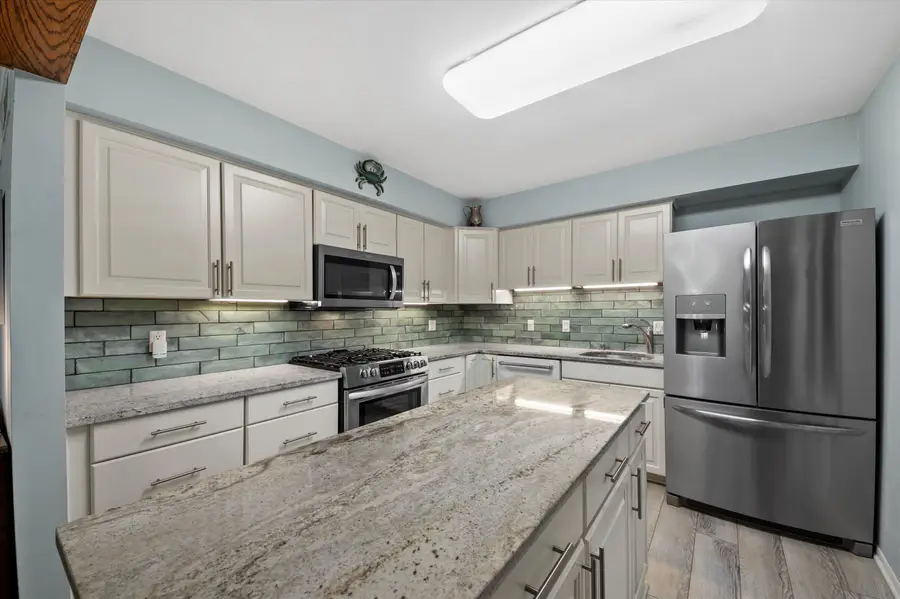 3109 Madison St, Waukesha, WI 53188 - #3