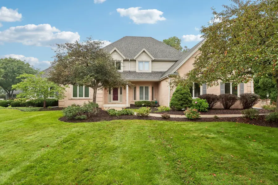 3590 Nassau Dr, Brookfield, WI 53045 - #2
