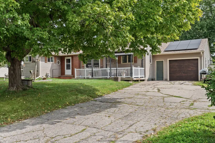 407 Long Coulee Rd, Holmen, WI 54636 - #3