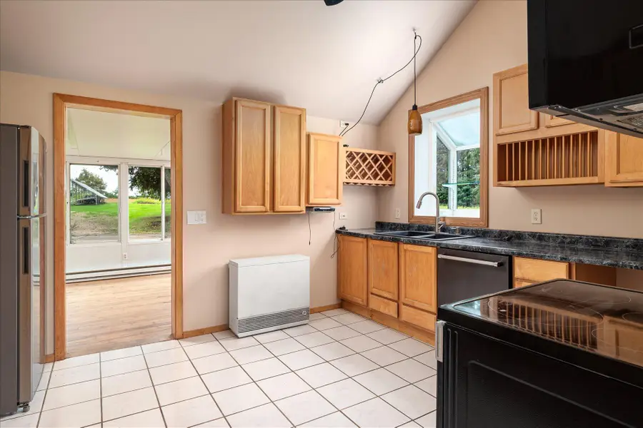 S5285 Seidel Ln, Viroqua, WI 54665 - #3