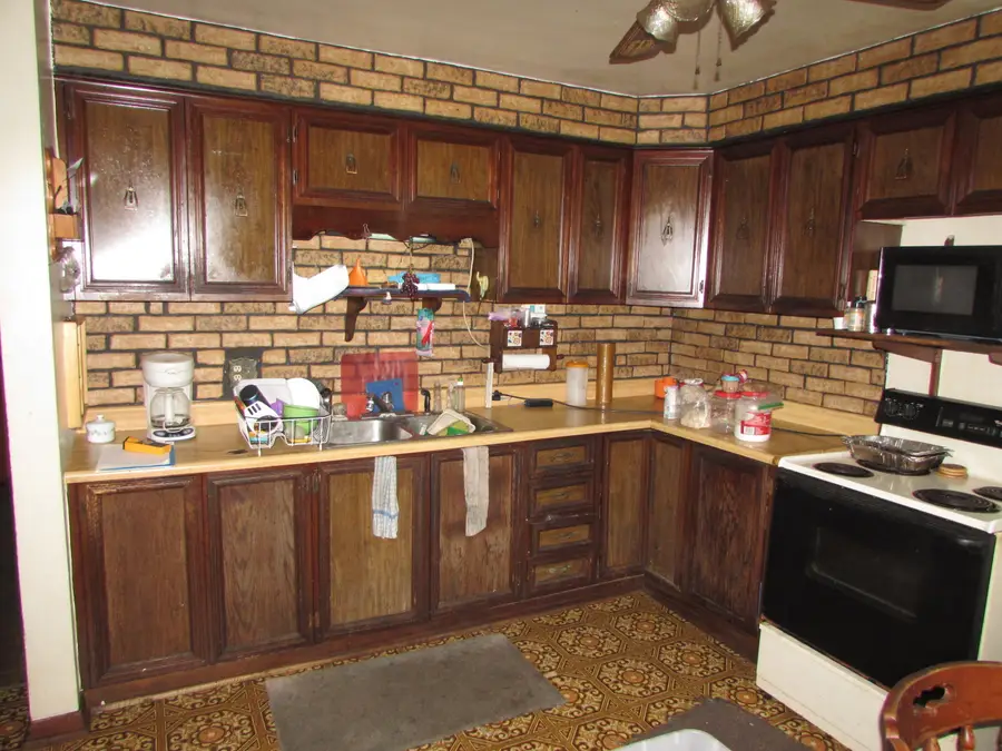 5700 W Custer Ave, Milwaukee, WI 53218 - #3