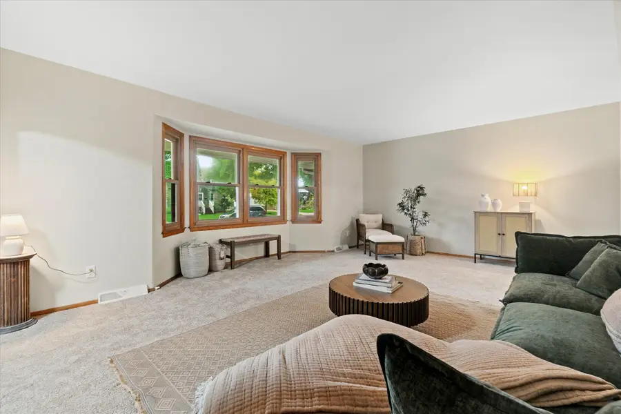 732 S 96th St, West Allis, WI 53214 - #3