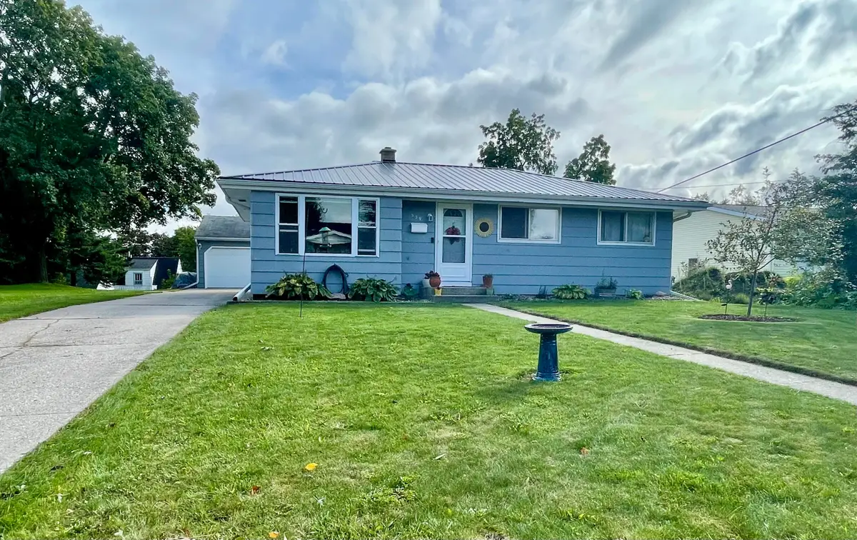 339 Spring St, Sheboygan Falls, WI 53085 - #1