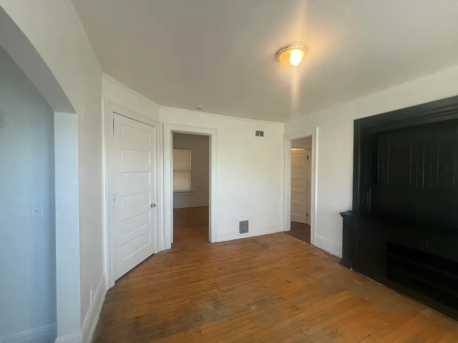 1253 N 34th St, Milwaukee, WI 53208 - #3