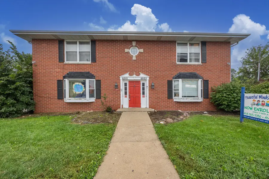 6001 W North Ave, Wauwatosa, WI 53213 - #2
