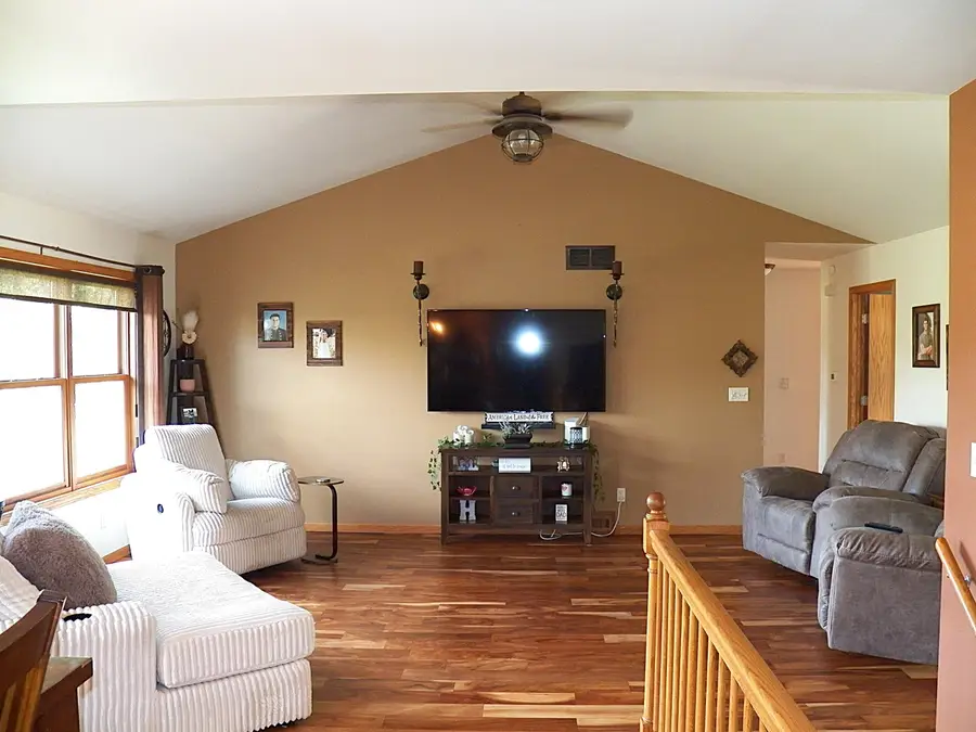 4502 Ridge Ct, Manitowoc, WI 54220 - #2