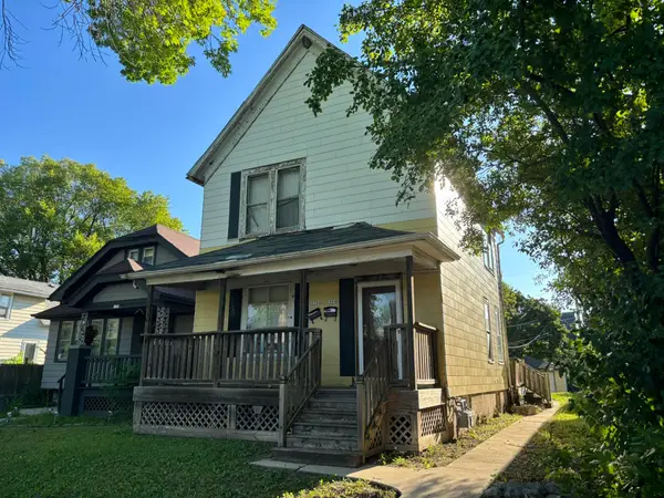 5304 N 38th St, Milwaukee, WI 53209