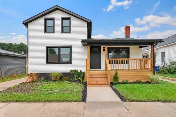 1236 Grand Ave, Racine, WI 53403