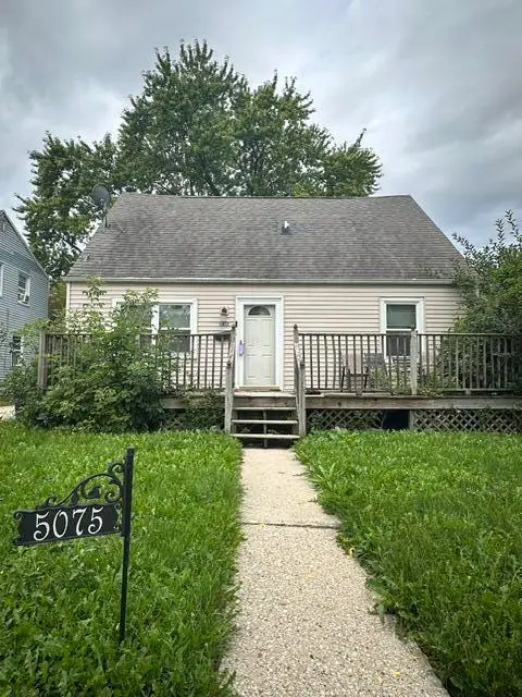 5075 N 56th St, Milwaukee, WI 53218