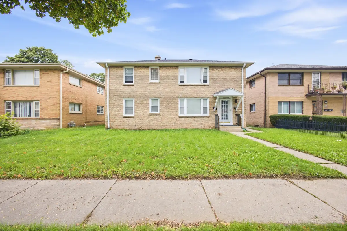 6826 W Congress St, Milwaukee, WI 53218 - #1